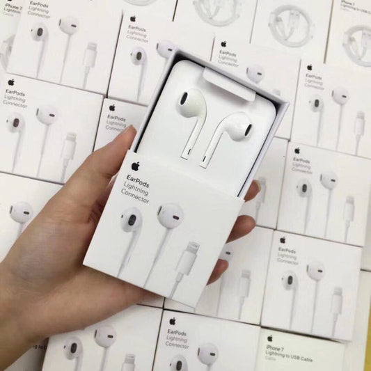 Apple EarPods with Lightning Connector