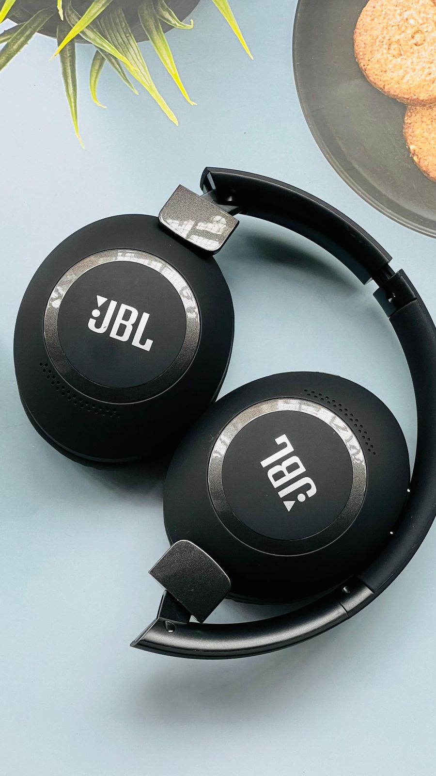 JBL Tune 580 Wireless Headphones