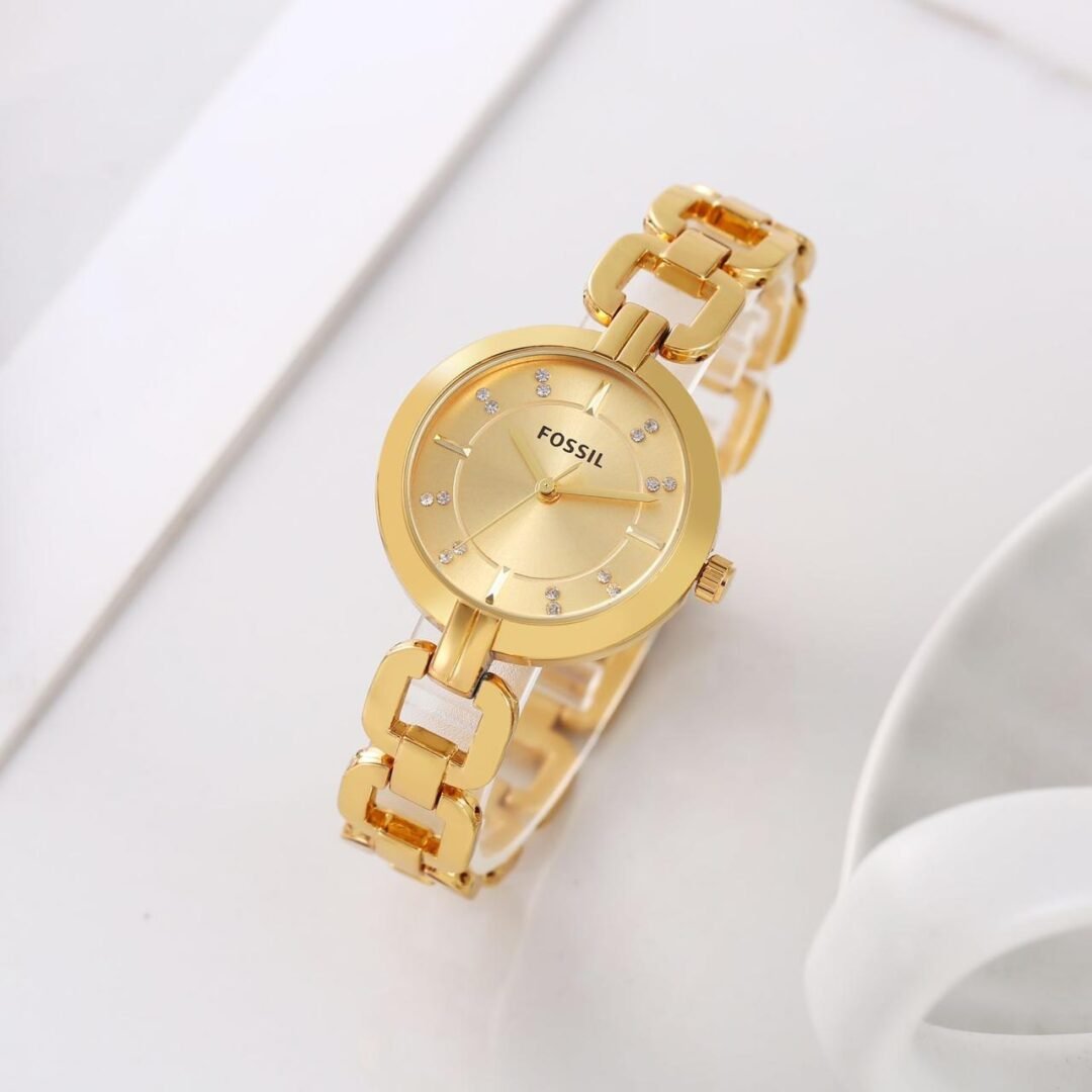Fossil Ladies Watch – Elegant Bracelet Design, Crystal Accents - Image 7