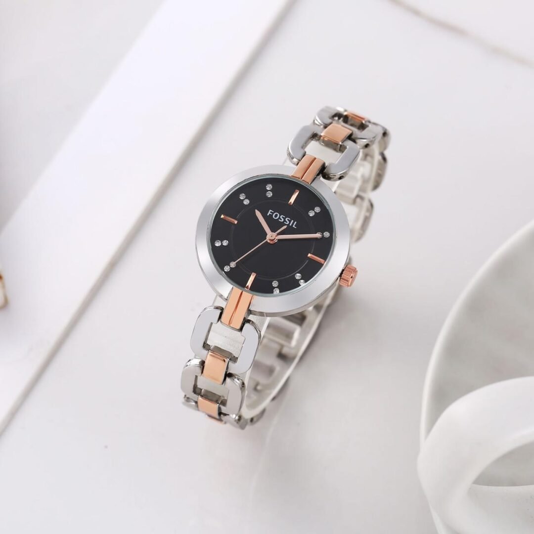 Fossil Ladies Watch – Elegant Bracelet Design, Crystal Accents - Image 8