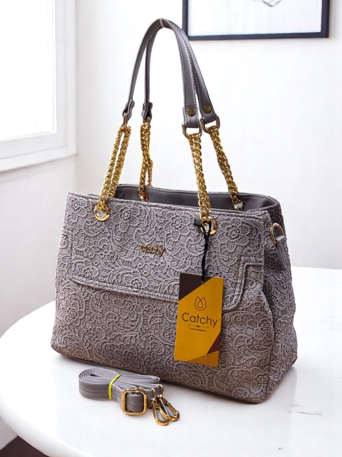 CATCHY PREMIUM QUALITY  Medium size handbag  Crossbody sling bag