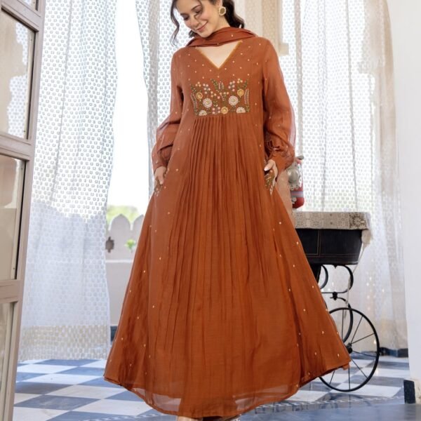 Original ‘Make a Classy’ Cotton Anarkali Set with Cutwork Dupatta – Premium Embroidery Copy