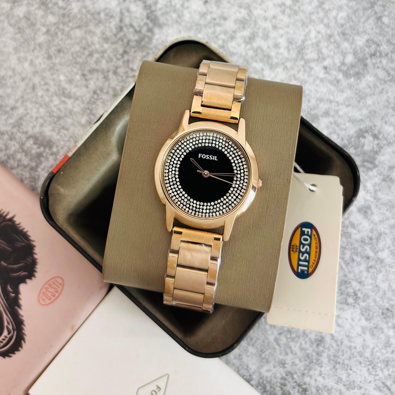 Fossil CARLIE Watch – For Her - Image 2