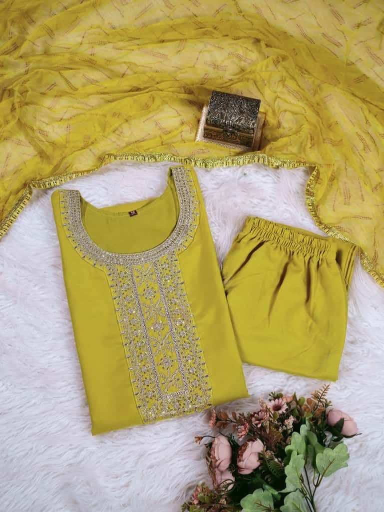 Premium Designer Embroidered Kurta Pant Set with Dupatta - Image 5